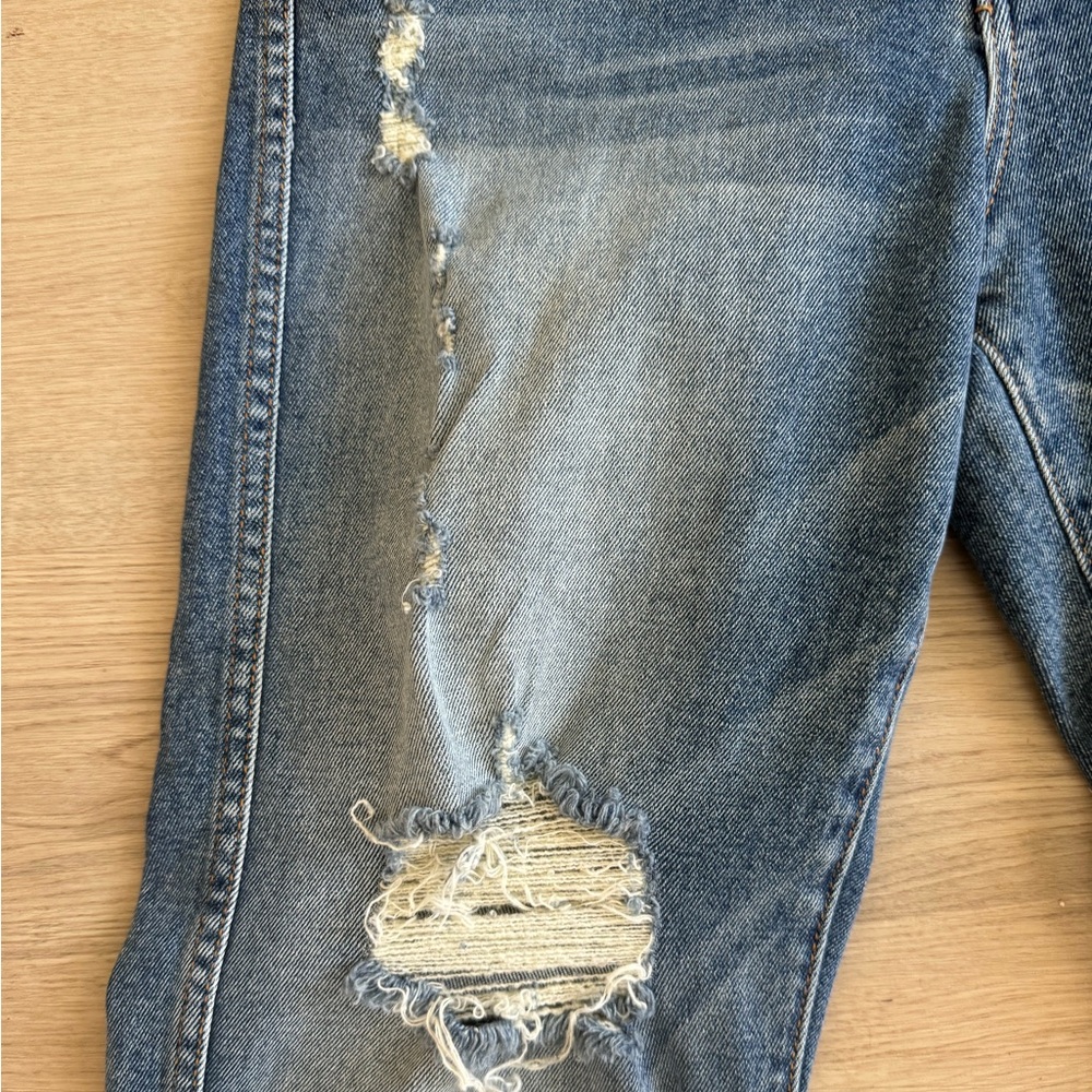 Revice Denim USA destroyed distressed Medium wash Jeans Size 32 - Picture 2 of 9